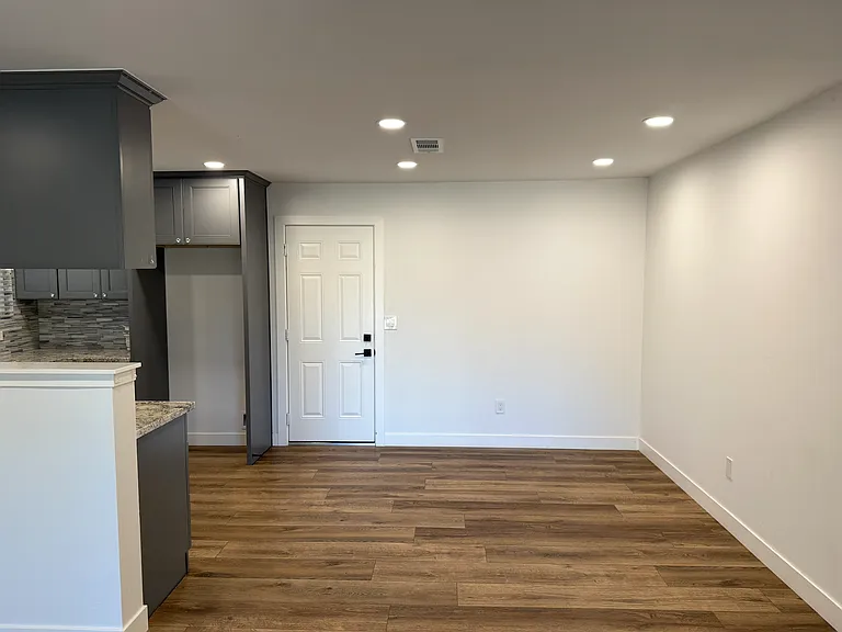 7244 Catamaran Dr — Photo 7
