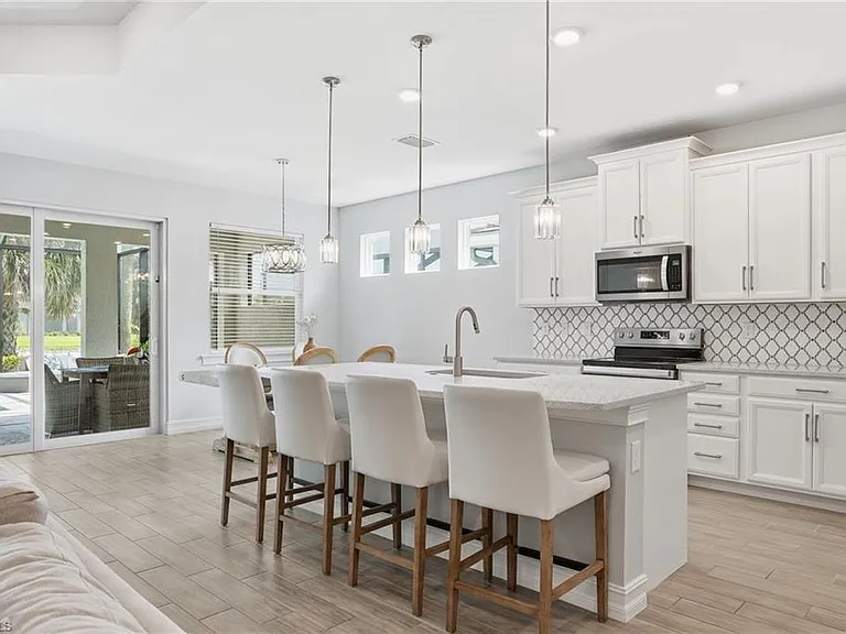 28040 Seasons Tide Ave — Photo 1