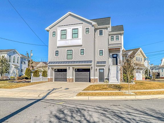 2nd image of 220 Northpoint Rd