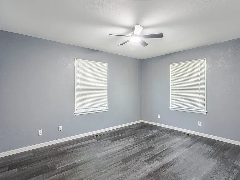 308 S Payne St — Photo 14