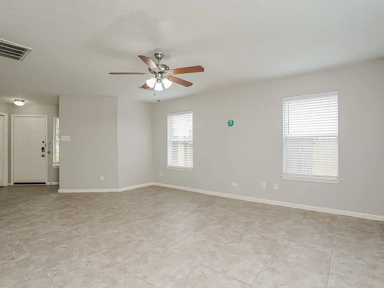 2823 Cypress Island Dr — Photo 5