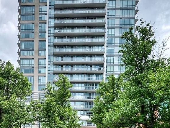 2nd image of 85 Duke St W #908