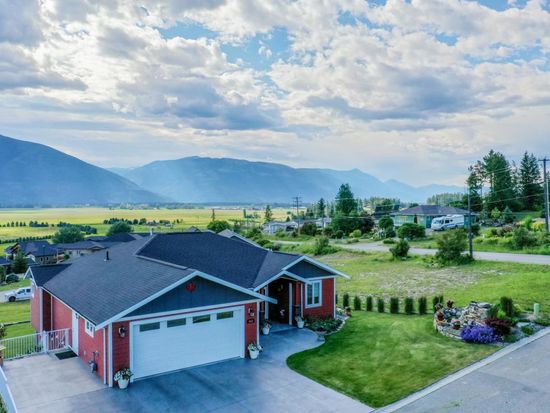 1015 Hawkview Dr Creston Bc V0b 1g3 Zillow