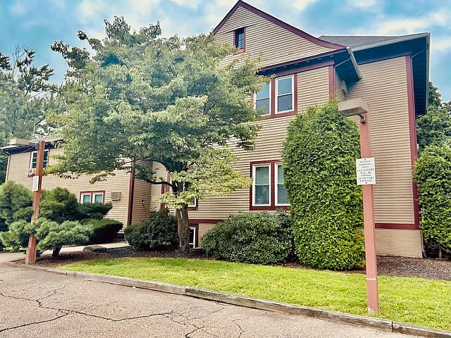 Building Photo - 175 Massachusetts Ave #103