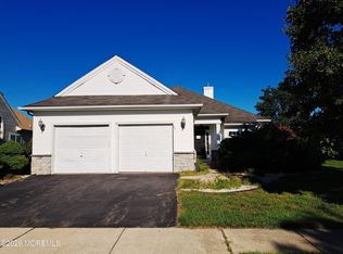 22 Milton Dr, Manchester, NJ 08759