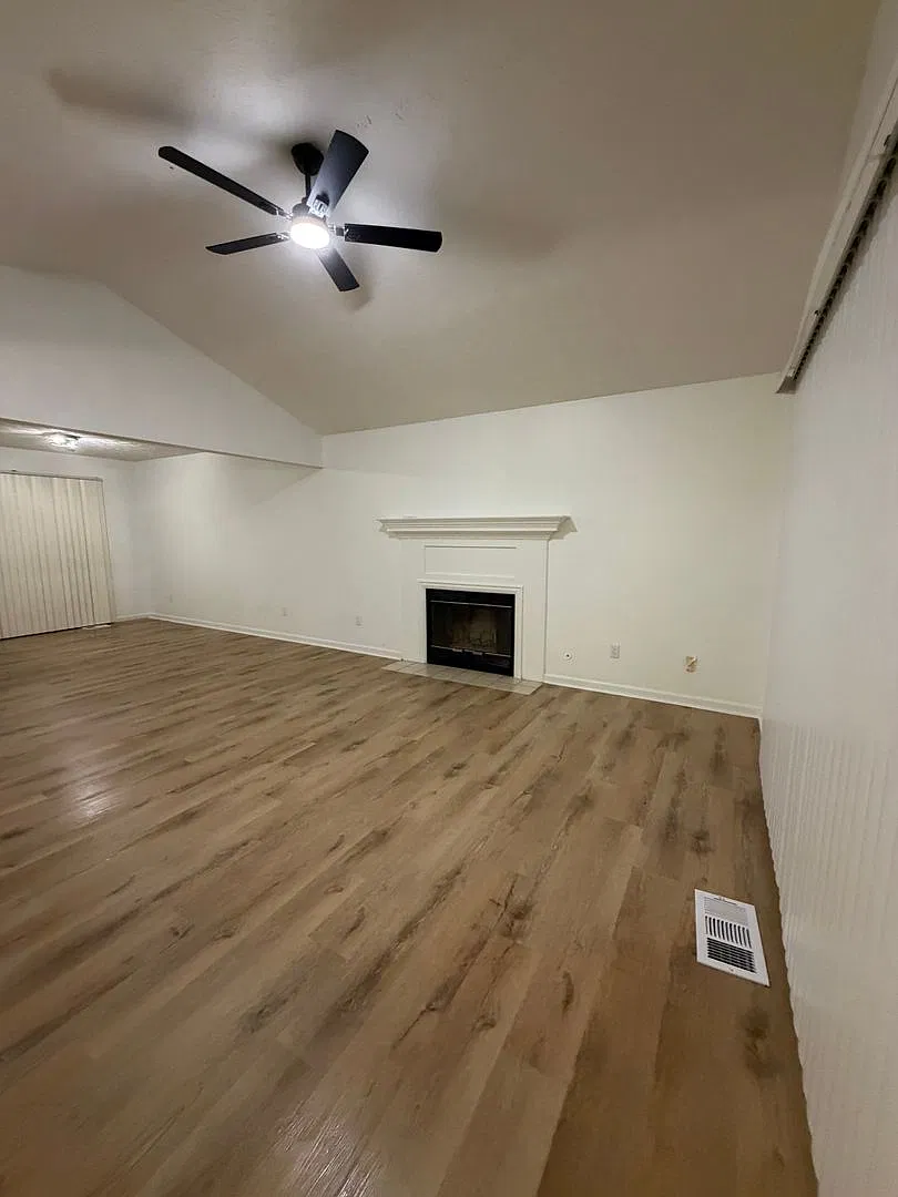 Newly Renovated Home On A Quiet Cul-de-Sac In Stockbridge! — Photo 3