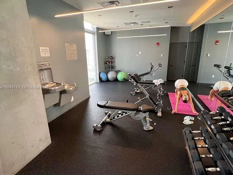 151 SE 1st St #Penthouse 07 — Photo 40