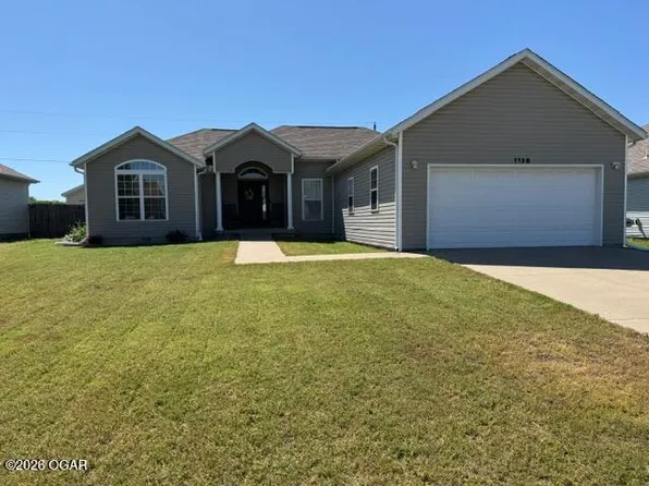 1138 N Pennsylvania St, Webb City, MO 64870