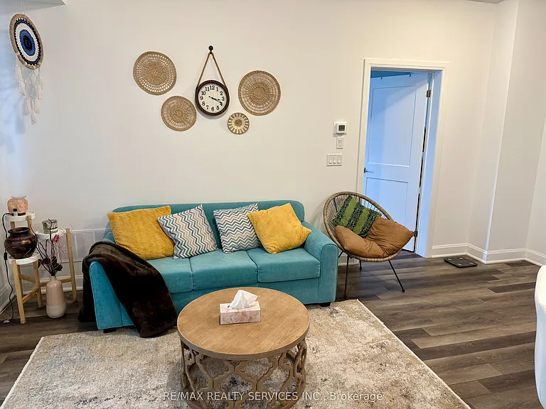 50 Lakebreeze Dr #229 — Photo 13