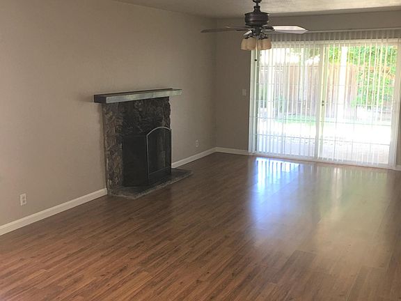 4th image of 6424 Sagebrush Way