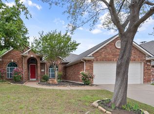 4303 Lone Oak Dr, Mansfield, TX 76063