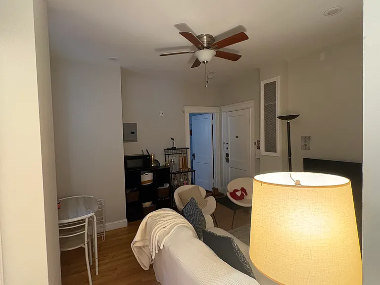 1189 Commonwealth Ave #11 — Photo 4