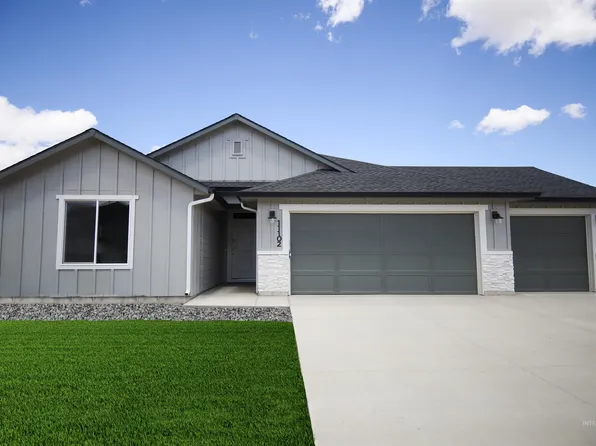 4083 E White Plains St, Nampa, ID 83686