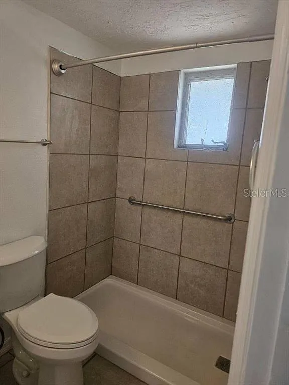 1 bed, 1.0 bath, 630 sqft, $975 — Photo 2