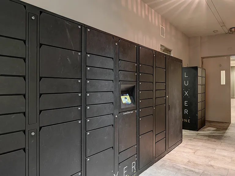 SYNC Med Center — Photo 16
