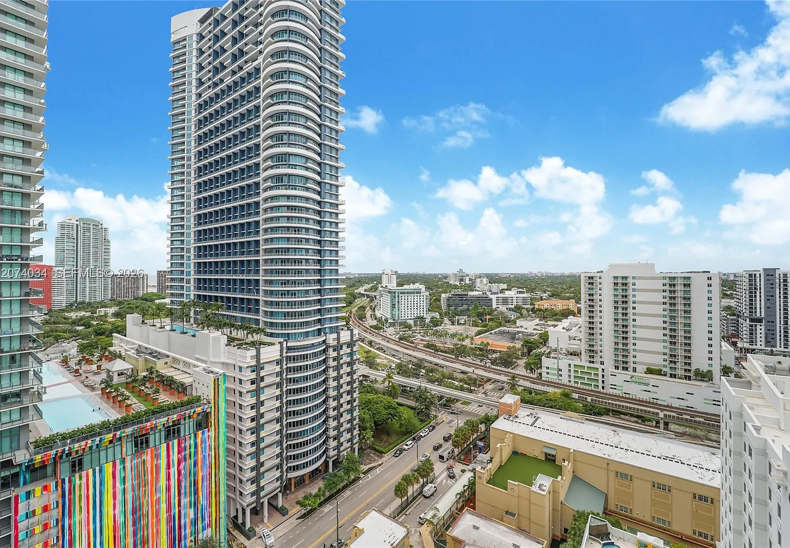 Vue At Brickell — Photo 1