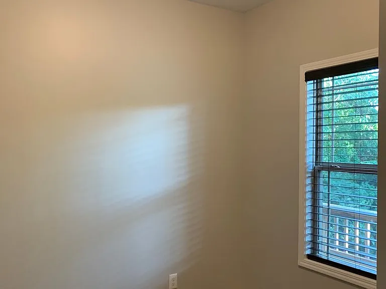 130 E Cedar St — Photo 10