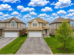 109 Robert Simone Way, North Dumfries, ON N0B1E0