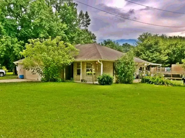 705 County Road 835, Buna, TX 77612