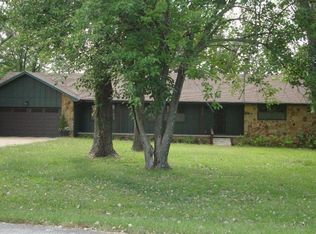 3041 Crown Dr, Independence, KS 67301