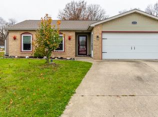 620 Copperfield Dr, Fort Wayne, IN