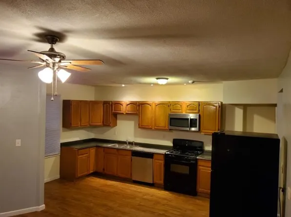 104 Dudley St, Dunmore, PA 18512