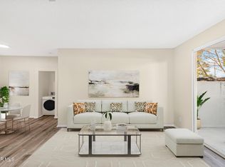 2805 W Avenue K12 APT 143, Lancaster, CA 93536