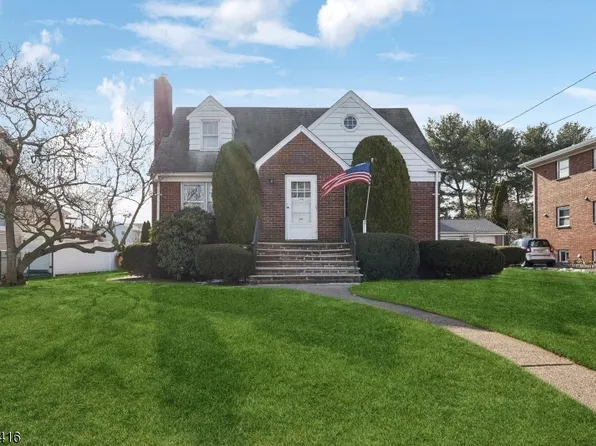 124 Franklin St, Elmwood Park Boro, NJ 07407