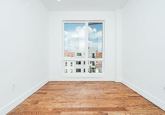 4th image of 1183 Gates Ave #2A