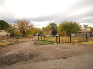 2124 Casta Nada Rd SW, Albuquerque, NM 87105