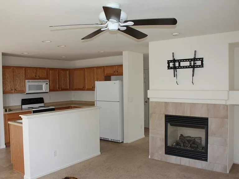 4393 S Holland Way — Photo 7