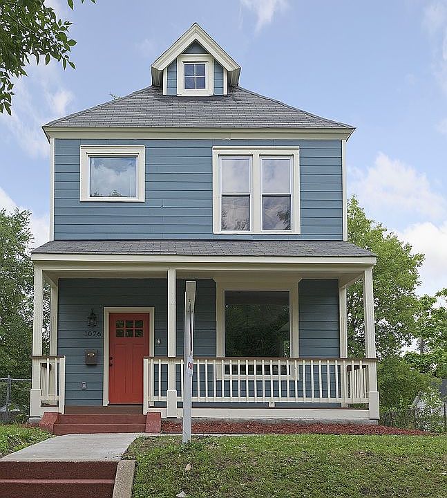 1st image of 1076 Bradley St