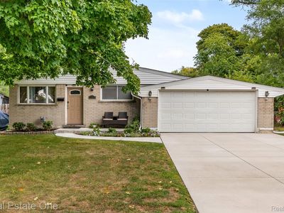 11503 Silver Dr, Sterling Heights, MI, 48314