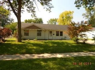 1556 Sandy Ln, Aurora, IL 60506