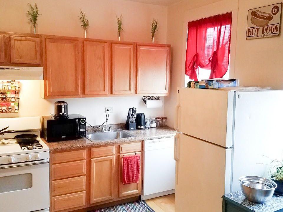 1st image of 3655 W Belmont Ave APT 2R