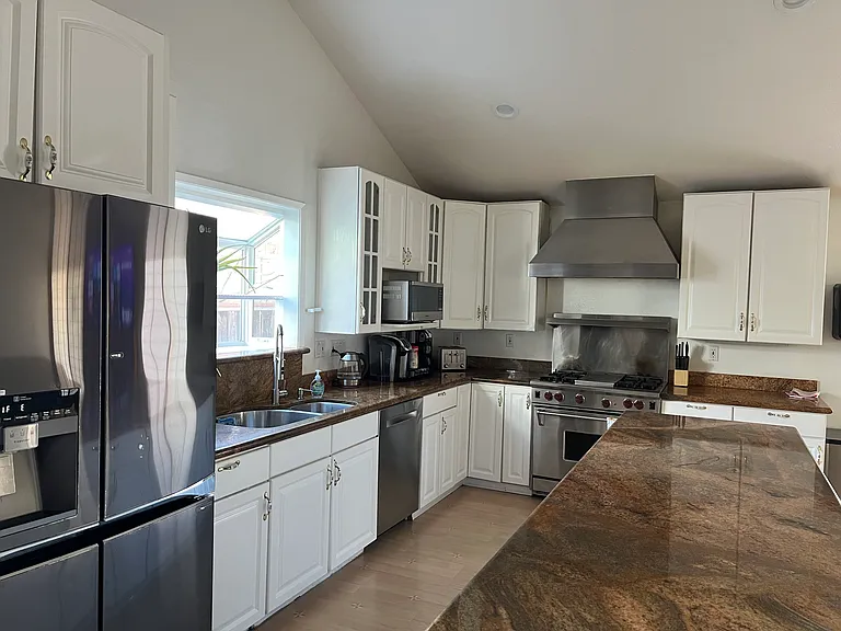 2120 Doxey Dr — Photo 13