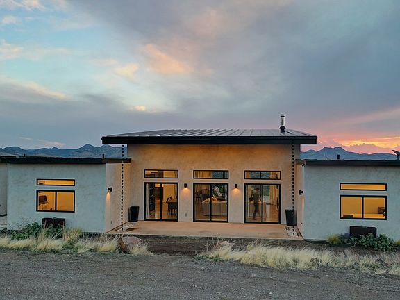 3rd image of 28 Scenic Ridge Rd S