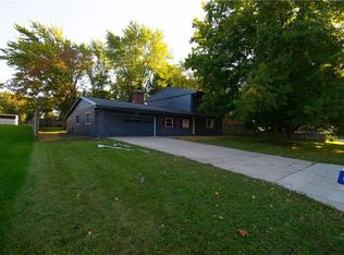 1241 Ridge Top Dr, Greenwood, IN 46142