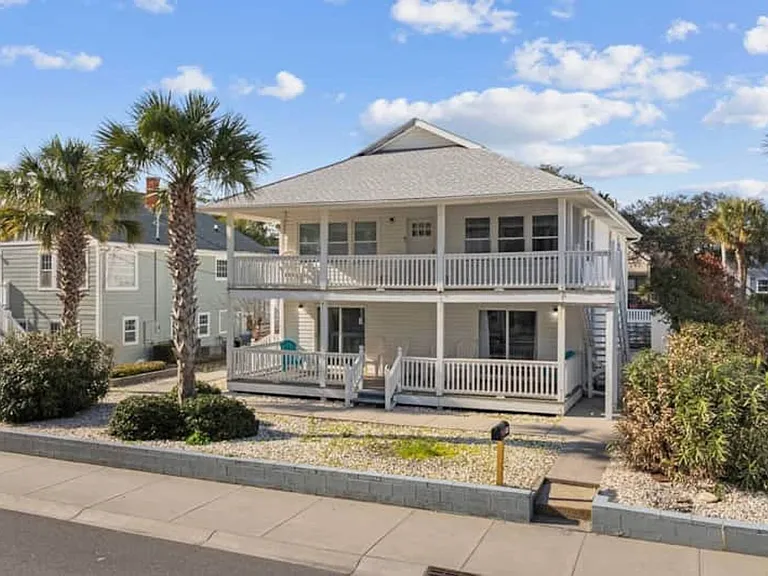 1904 S Ocean Blvd — Photo 1