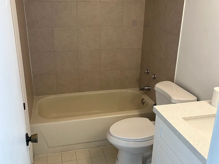 8600 SW 212th St #207 — Photo 6