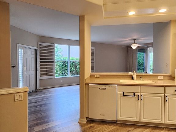 4th image of 9653 Hemingway Ln APT 3310