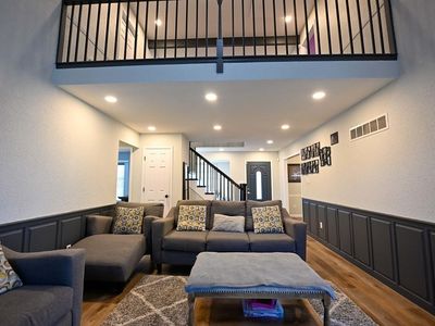 2100 NW 12th St, Blue Springs, MO, 64015