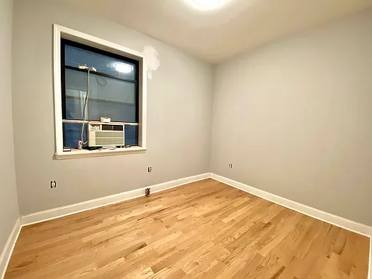 Rented by Corcoran | media 14