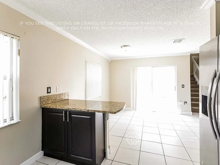 15310 SW 47th St — Photo 7