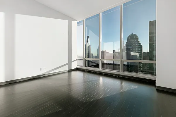 Sold by Compass | media 20