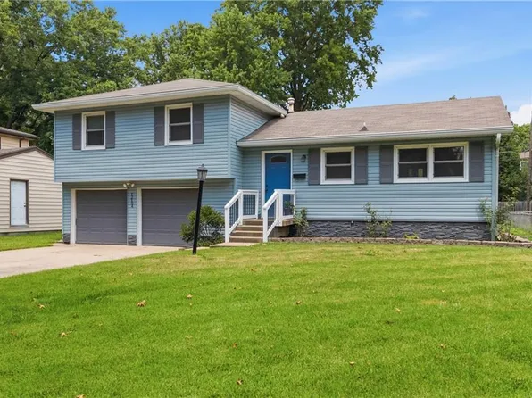 12104 W 93rd St, Lenexa, KS 66215