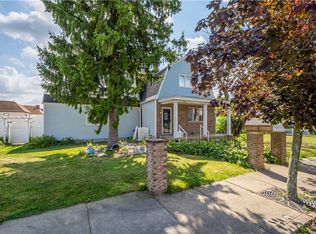 122 Castner Ave, Donora, PA 15033