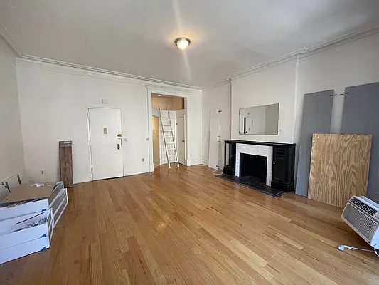 Rented by Crosstown Apartments NYC | media 7