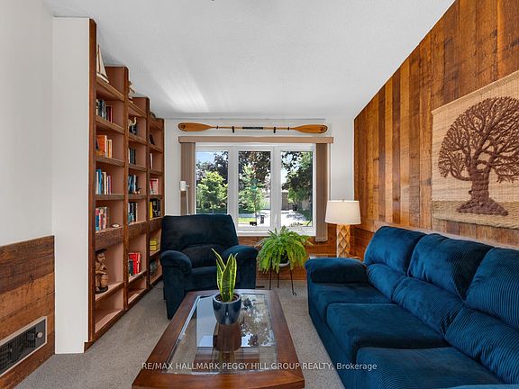 4th image of 6 Oren Blvd