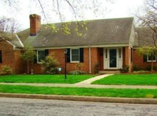 808 Wayne Ave, Wyomissing, PA 19610